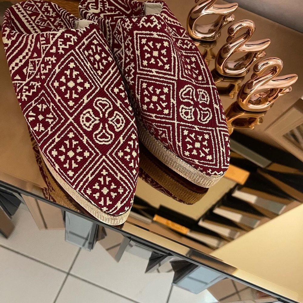 Moroccan Babouvhe-Women's Burgundy Patterned Loafers